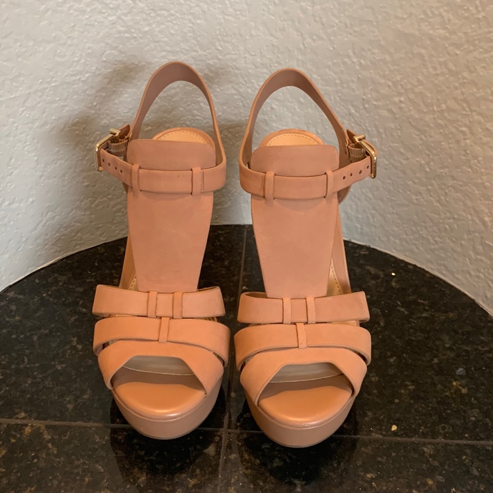 Gianni Bini wedges size 7 1/2